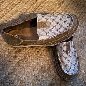 Ariat Cruiser Slip On Women's Shoes Natural Taupe , Style 10040380